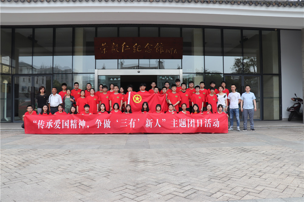 1561021511243012734.jpg 1561014746288040464.jpg