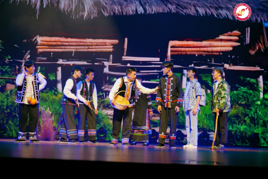 无锡市第44届中小学生“百灵鸟”艺术展演圆满落幕 我校师生斩获双金一银 彰显美育育人新成效