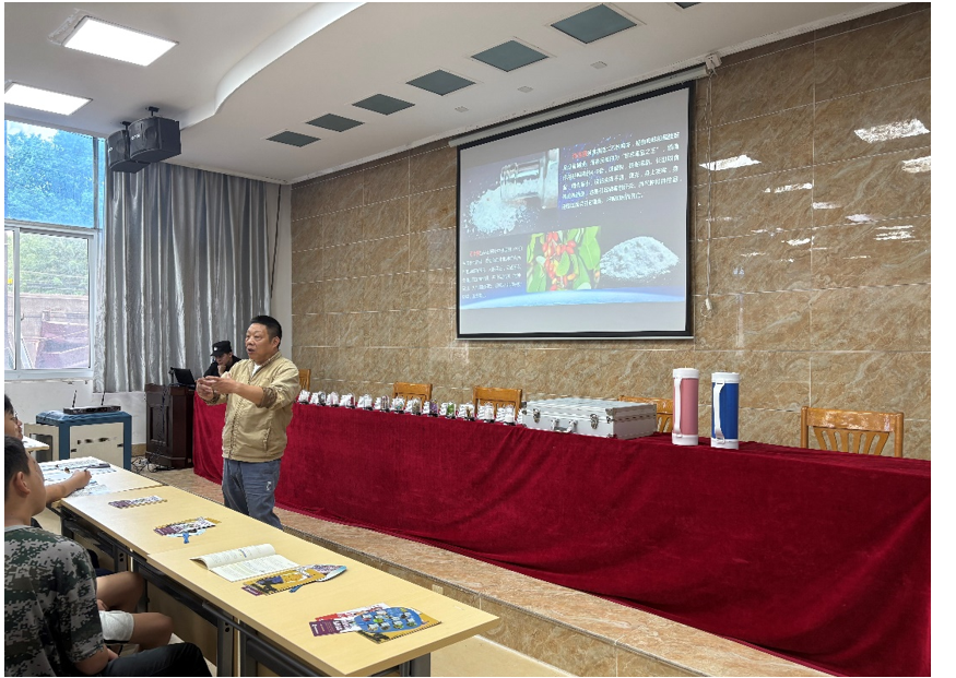 禁毒教育进校园,共筑青春防毒墙