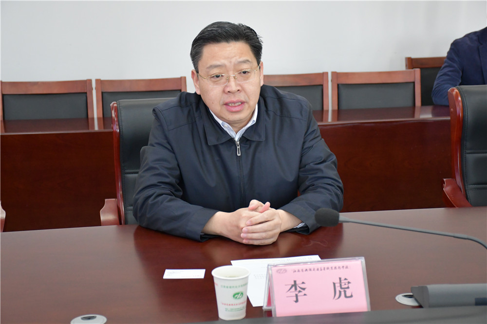 1587685298732086320.jpg DSC_1771.jpg