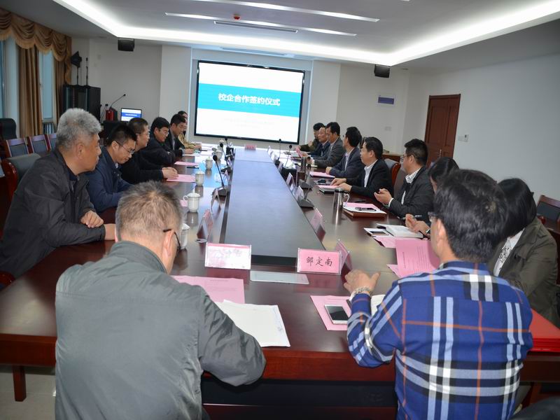 1541738807185091306.jpg 调整大小 DSC_1737.jpg