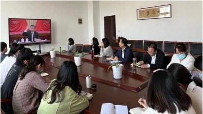 物流管理学院党总支召开中心组理论学习扩大会