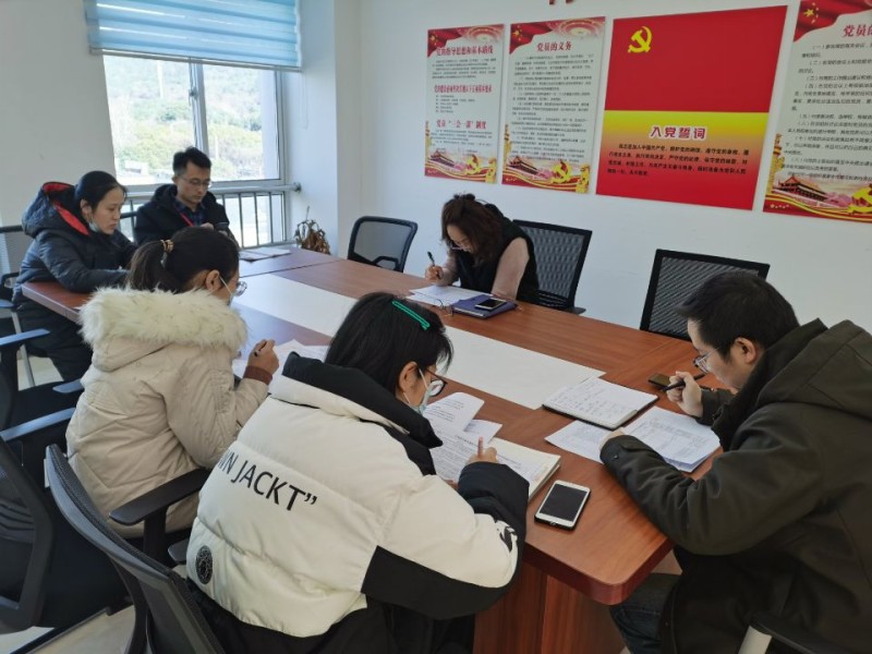 学校召开省文明校园创建第三次月度工作例会