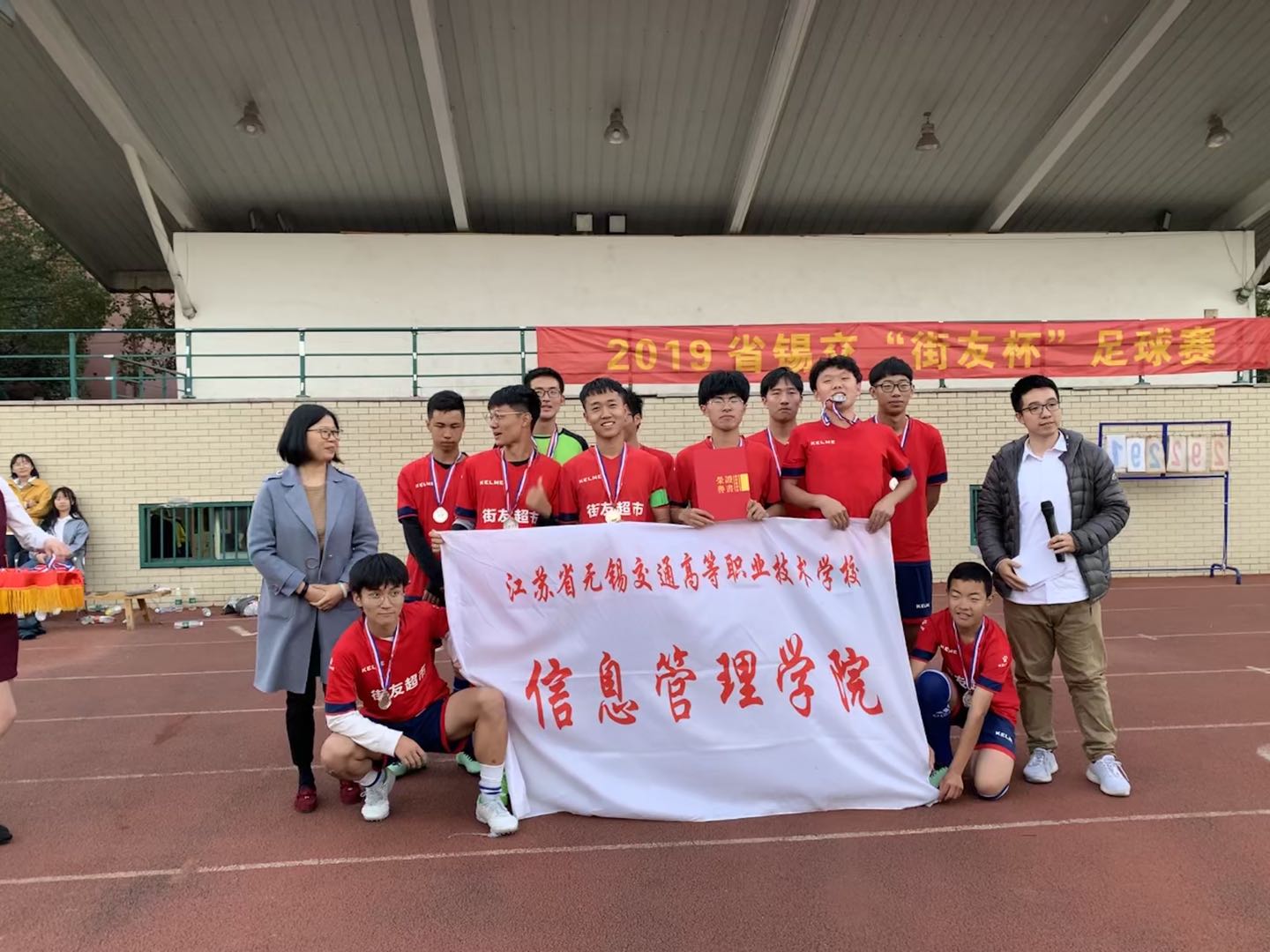 1573820985977080585.jpg c.jpg